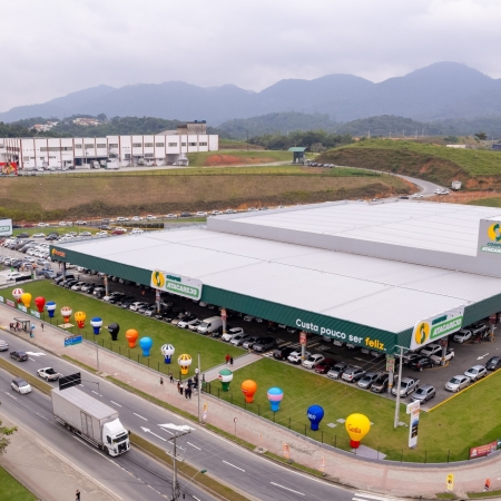 Rede Cooper inaugura primeira loja no formato atacarejo em Blumenau